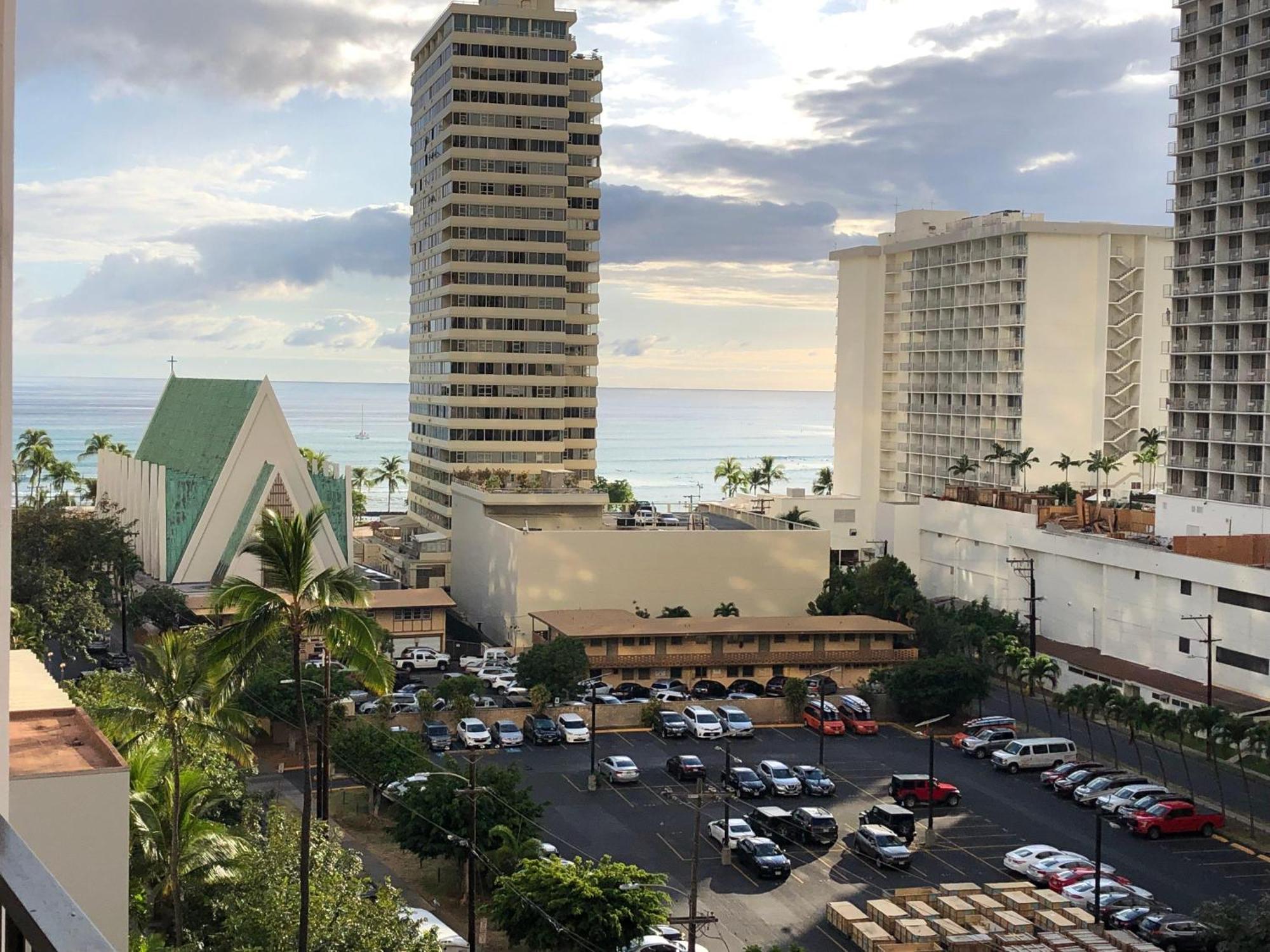 Waikiki Banyan Ohana Honolulu